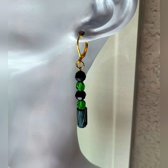 ARTISAN Black and Green Beaded Statement Dangle Earrings / Pierced - Picture 2 of 5
